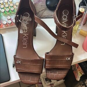 Calvin Klein Brown Heeled Shoes Timeless Design